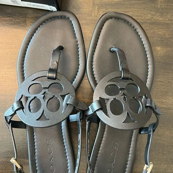 Coach Jaci Leather Sandal - Black - Picture 4 of 8